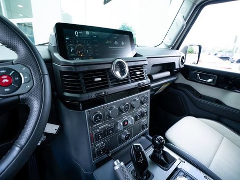 Used 2025 INEOS Grenadier Fieldmaster Edition AWD/4WD image 40