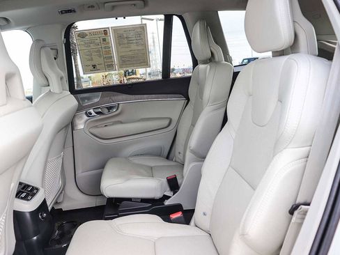 Used 2020 Volvo XC90 T8 Inscription w/ Protection Package Premier image 18