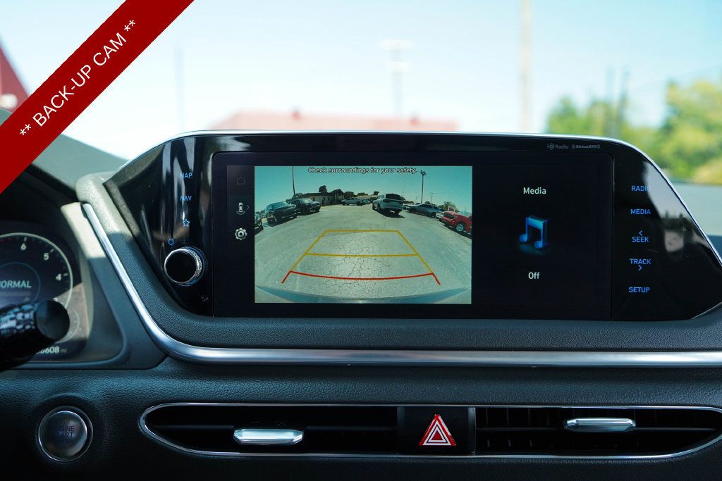 Used 2023 Hyundai Sonata SEL w/ Convenience Package FWD image 10
