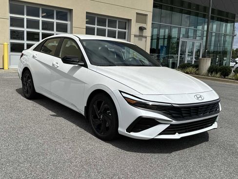New 2026 Hyundai Elantra Sport FWD image 2