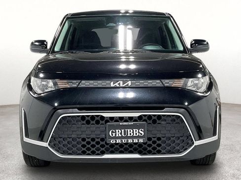 Used 2023 Kia Soul LX w/ LX Technology Package FWD image 4
