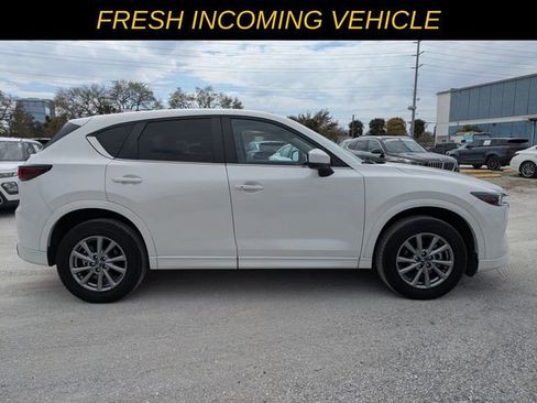 Used 2024 MAZDA CX-5 AWD 2.5 S w/ Select Package image 2