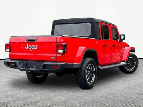 Used 2023 Jeep Gladiator Overland w/ Cold Weather Group AWD/4WD image 6