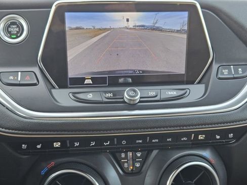 Used 2022 Chevrolet Blazer Premier w/ Enhanced Convenience Package image 18