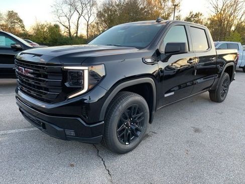 New 2026 GMC Sierra 1500 Elevation image 8