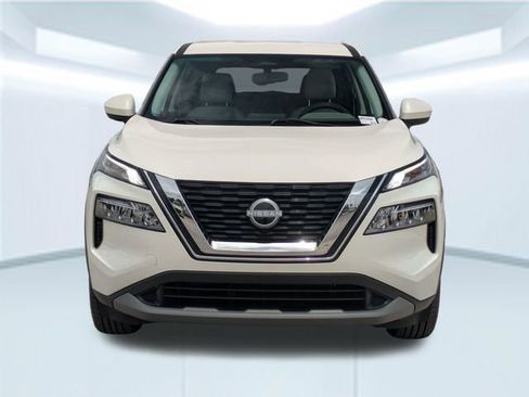 Used 2023 Nissan Rogue SV AWD/4WD image 10