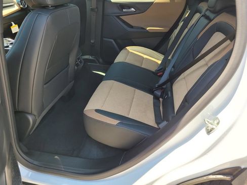 New 2026 Chevrolet Equinox ACTIV w/ Convenience Package III FWD image 7