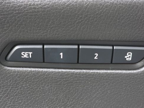 Used 2020 Cadillac XT6 Sport image 31