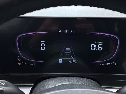 Used 2024 Kia Sportage EX image 26