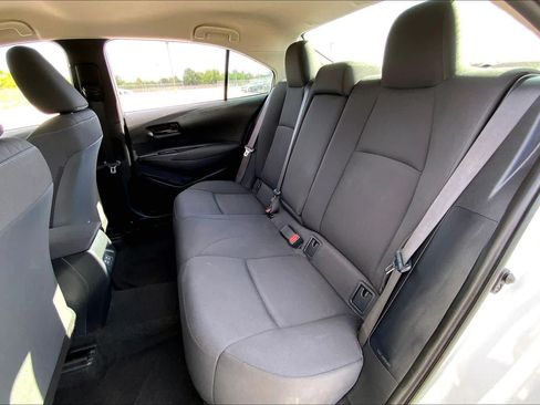 Used 2024 Toyota Corolla LE FWD image 20