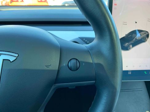 Used 2018 Tesla Model 3 Performance image 17