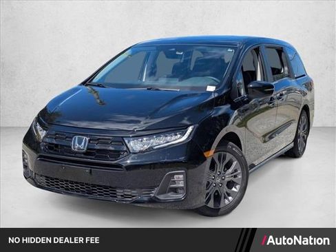 Used 2025 Honda Odyssey Touring image 1