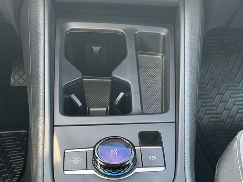 New 2025 Volkswagen Tiguan S FWD image 23