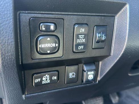 Certified 2019 Toyota Tundra SR5 image 21
