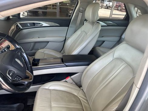 Used 2017 Lincoln MKZ Reserve w/ Technology Package AWD/4WD image 10