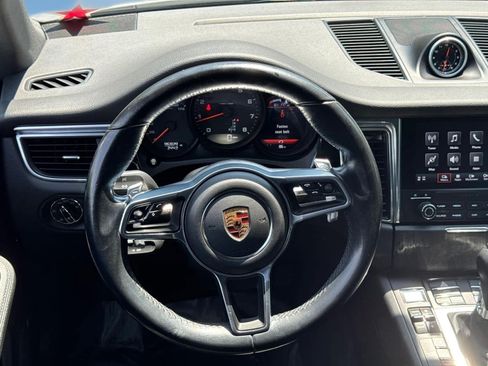 Used 2017 Porsche Macan AWD/4WD image 17