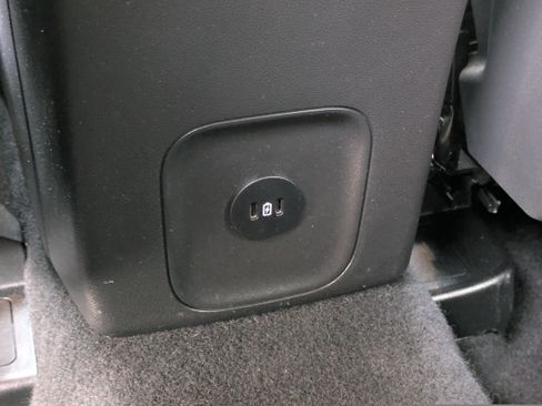 Used 2025 Ford Escape ST-Line image 15