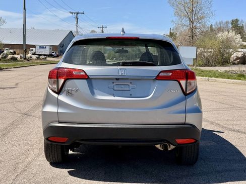 Used 2020 Honda HR-V LX image 4