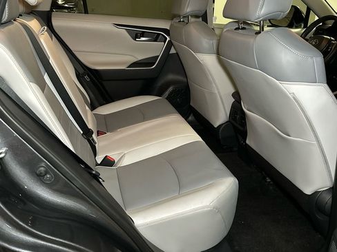 Used 2020 Toyota RAV4 XLE Premium AWD/4WD image 14
