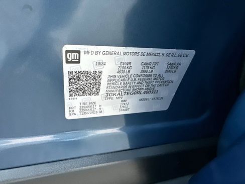 Used 2024 GMC Terrain SLE image 29