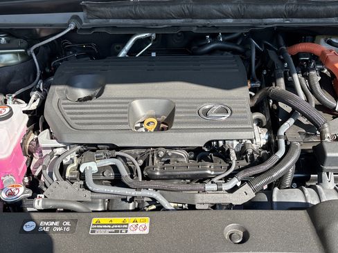 Certified 2025 Lexus RX 350h AWD/4WD image 34