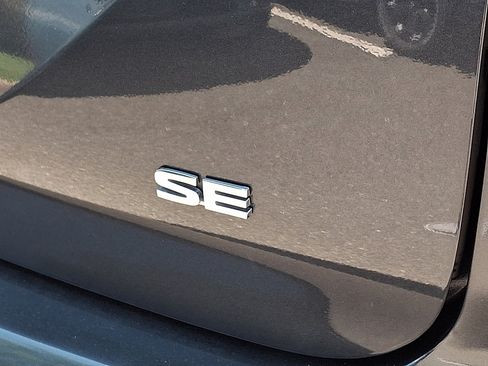 Used 2024 Mitsubishi Outlander SE AWD/4WD image 20