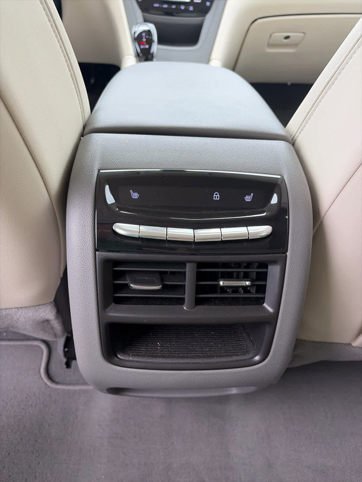 Used 2024 Cadillac XT5 Premium Luxury AWD/4WD image 10