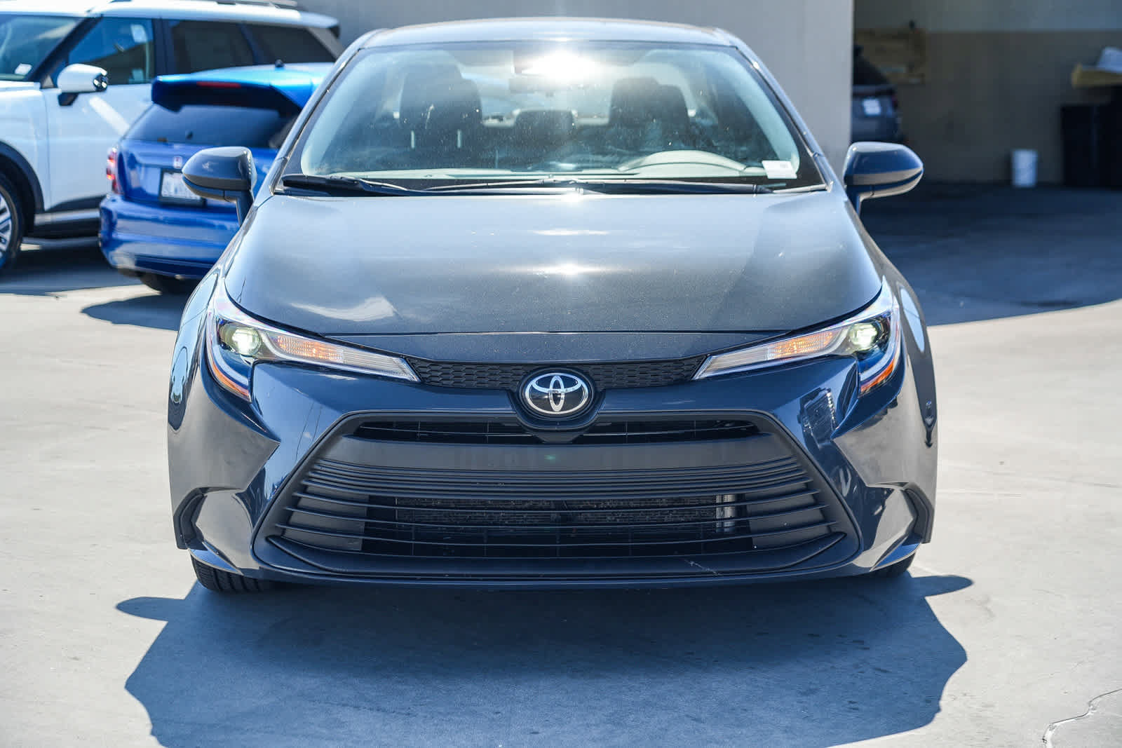 Used 2024 Toyota Corolla LE FWD image 4