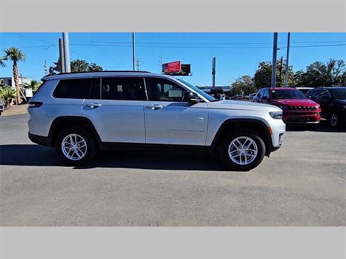 Used 2024 Jeep Grand Cherokee L Laredo w/ Luxury Tech Group I image 35