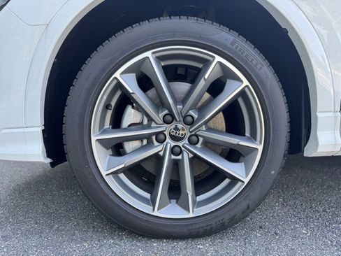 New 2024 Audi Q3 2.0T Premium image 8