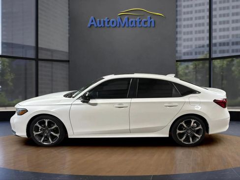 Used 2025 Honda Civic Sport Touring image 6