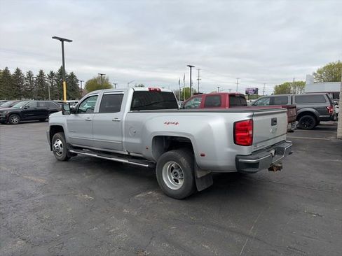 Used 2016 Chevrolet Silverado 3500 LT w/ LT Convenience Package AWD/4WD image 4
