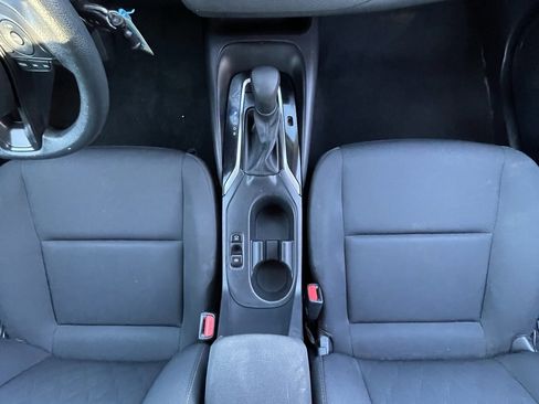 Used 2024 Toyota Corolla LE image 19