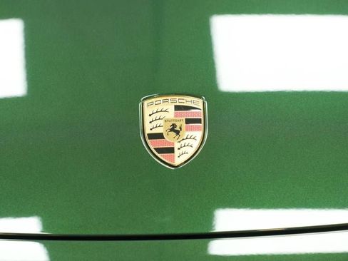 New 2026 Porsche Macan 4S Electric image 28