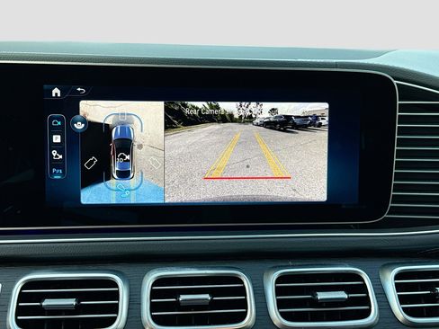 Used 2025 Mercedes-Benz GLE 53 AMG 4MATIC Coupe image 34