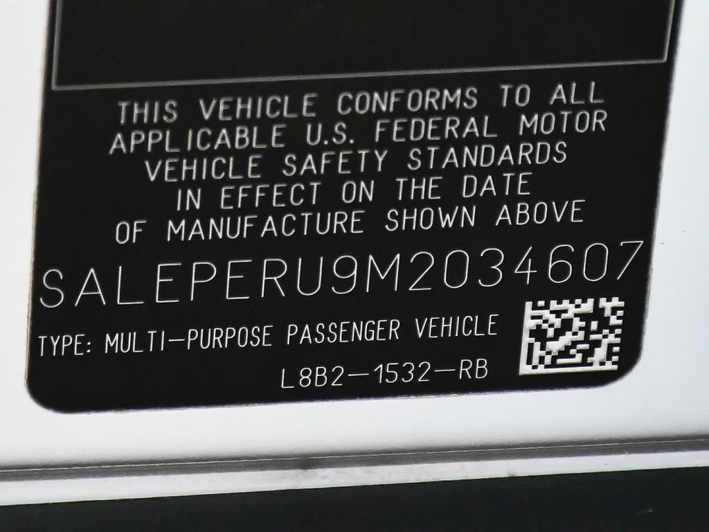 Used 2021 Land Rover Defender 110 SE AWD/4WD image 18
