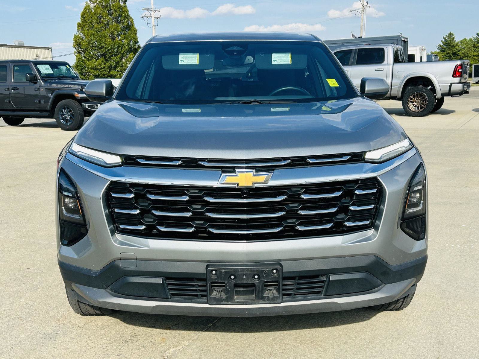 Used 2025 Chevrolet Equinox LT FWD image 33