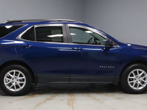 Used 2022 Chevrolet Equinox LT FWD image 11