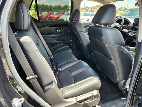 Used 2024 Honda Pilot Touring image 20