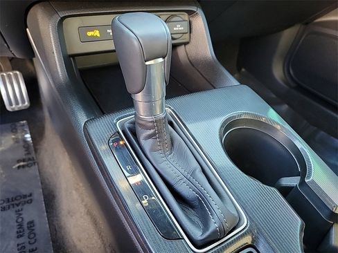 Used 2024 Honda Civic Sport image 28