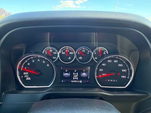 Used 2019 Chevrolet Silverado 1500 RST w/ All-Star Edition AWD/4WD image 44