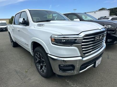 Used 2025 RAM 1500 Laramie AWD/4WD image 2