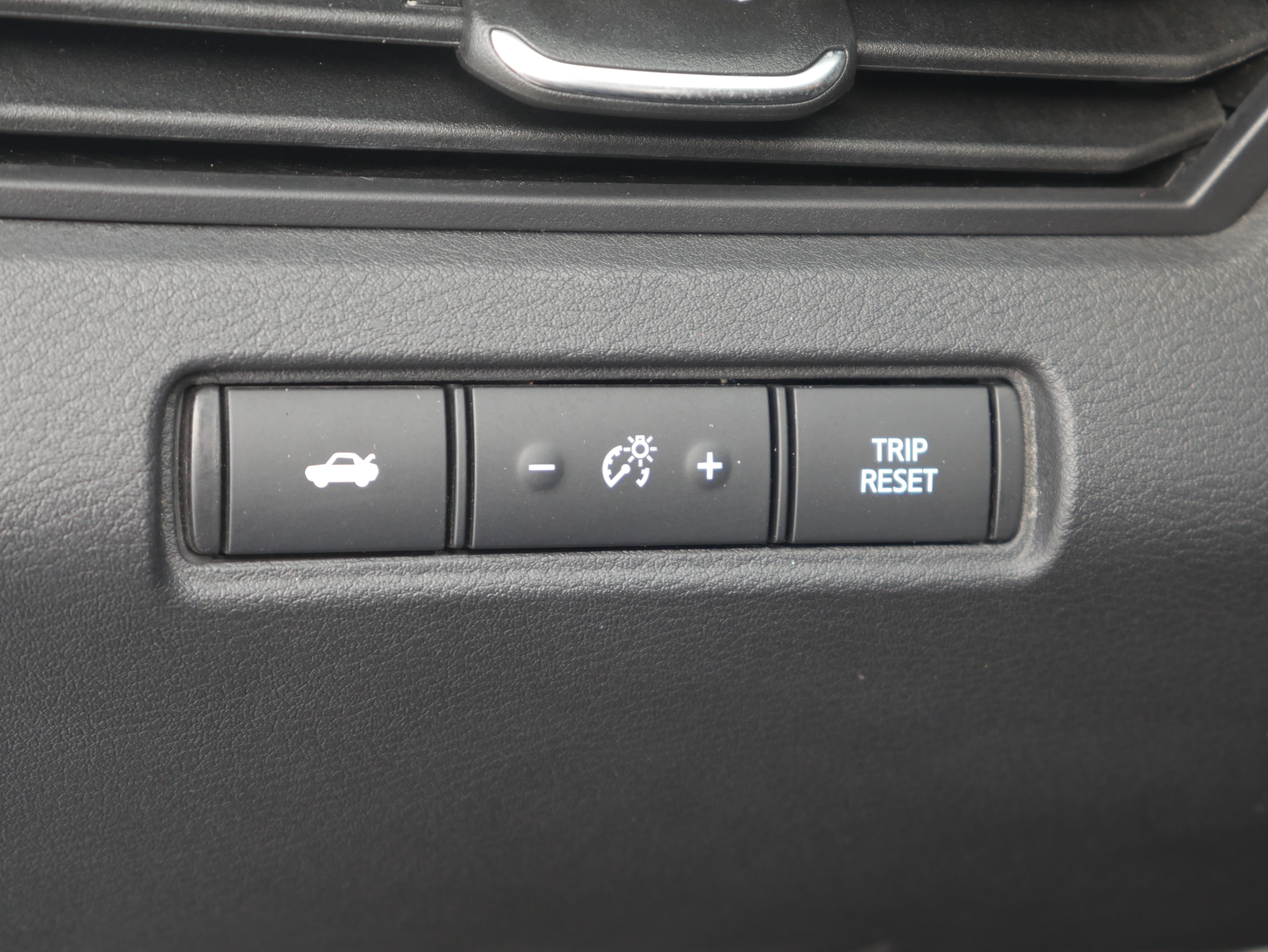 Certified 2022 Nissan Altima 2.5 SR FWD image 5