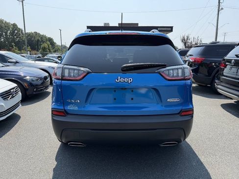 Used 2022 Jeep Cherokee Latitude Lux w/ Sun & Sound Group AWD/4WD image 5