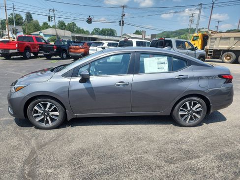 New 2025 Nissan Versa SV w/ Trunk Package image 5