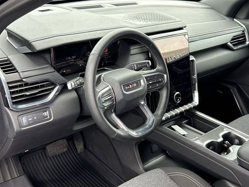 Certified 2025 GMC Acadia Elevation w/ LPO, Floor Liner Package FWD image 14