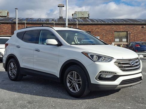 Used 2017 Hyundai Santa Fe Sport image 3