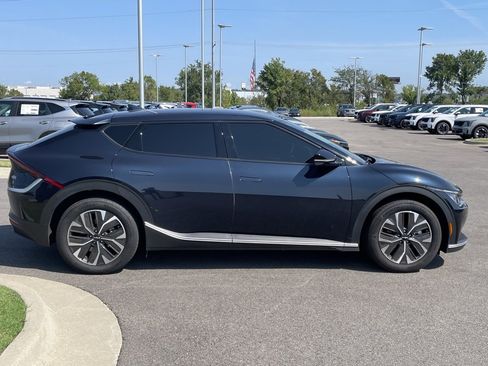 Certified 2024 Kia EV6 Light image 8