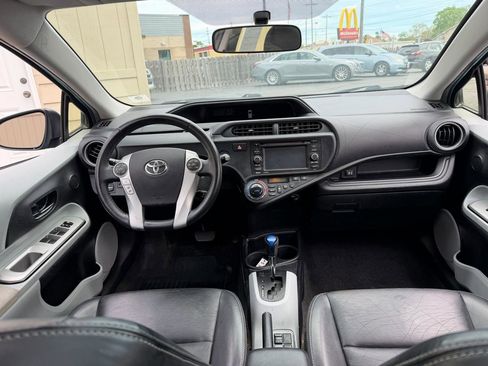 Used 2013 Toyota Prius C Four FWD image 5