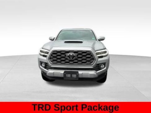 Used 2023 Toyota Tacoma TRD Sport image 12
